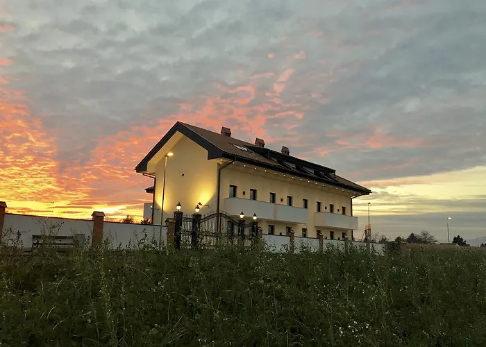 Mattone Apartahotel 4*